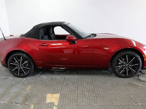 New 2025 MAZDA MX-5 Miata Grand Touring w/ Appearance Package image 6