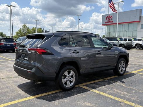 Used 2025 Toyota RAV4 XLE AWD/4WD image 8
