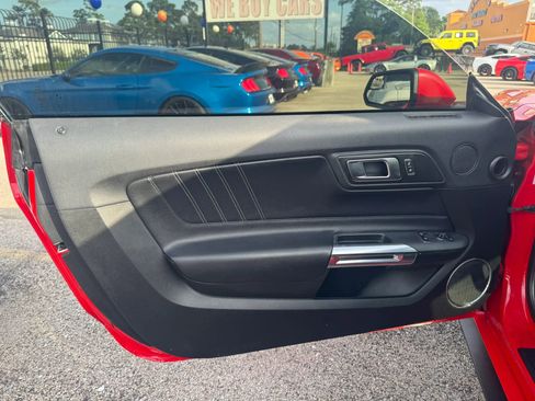 Used 2020 Ford Mustang GT Premium RWD image 16