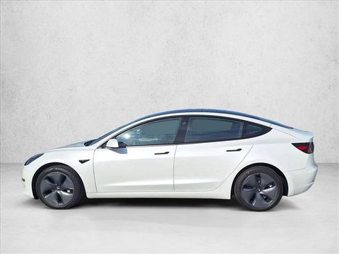 Used 2022 Tesla Model 3 image 8