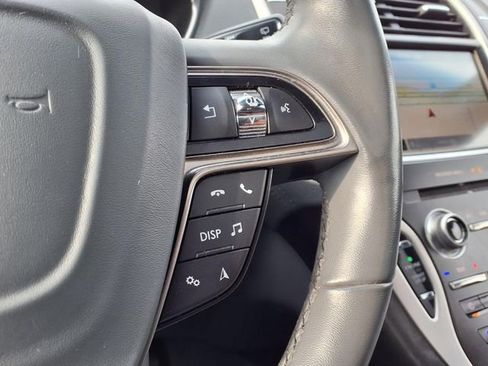Certified 2019 Lincoln Nautilus Reserve FWD image 16