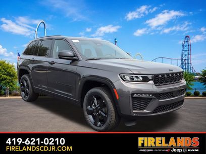 New 2026 Jeep Grand Cherokee Limited w/ Limited Altitude Package