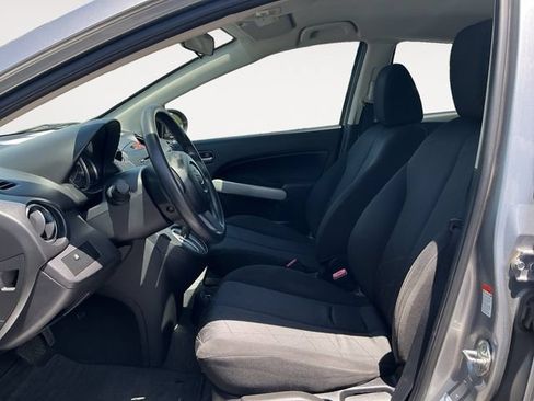 Used 2011 MAZDA MAZDA2 Sport FWD image 8