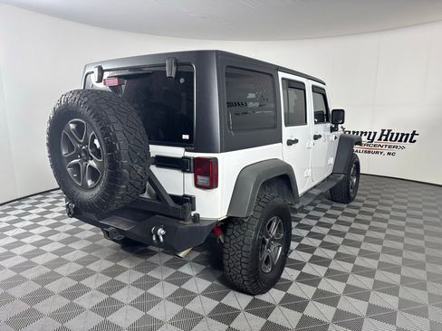 Used 2016 Jeep Wrangler Unlimited Sport AWD/4WD image 7