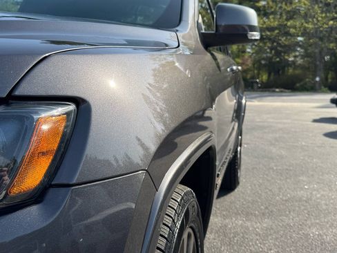 Used 2016 Jeep Grand Cherokee Limited 75th Anniversary AWD/4WD image 8