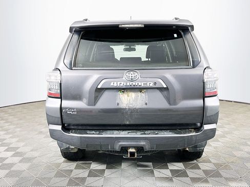 Used 2019 Toyota 4Runner SR5 image 6