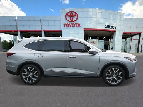 Used 2023 Acura MDX SH-AWD w/ Technology Package image 4