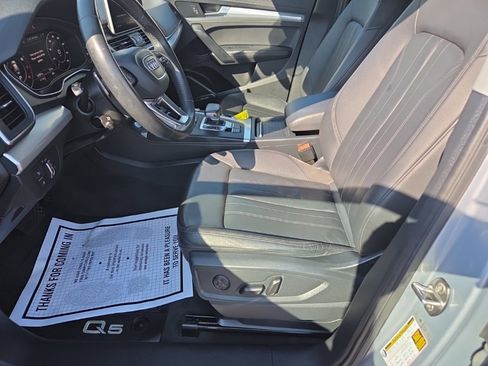 Used 2019 Audi Q5 2.0T Premium Plus w/ Premium Plus Package image 13