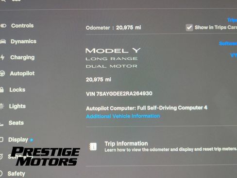 Used 2024 Tesla Model Y Long Range AWD/4WD image 15