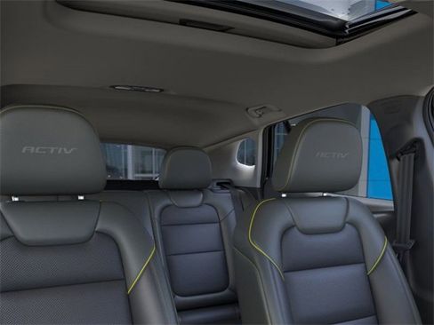 New 2026 Chevrolet Trax ACTIV w/ Sunroof Package image 24