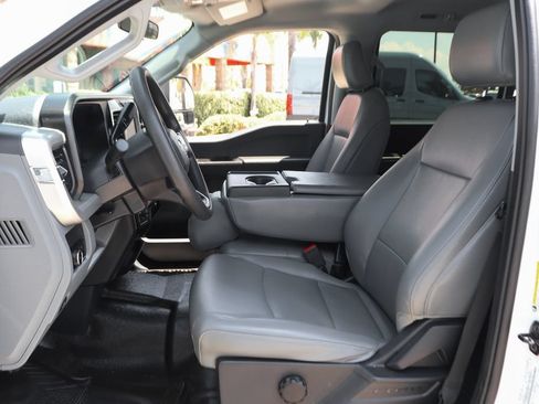 Used 2023 Ford F250 XL w/ XL Chrome Package RWD image 17