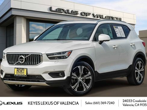 Used 2022 Volvo XC40 T5 Inscription w/ Advanced Package AWD/4WD image 1