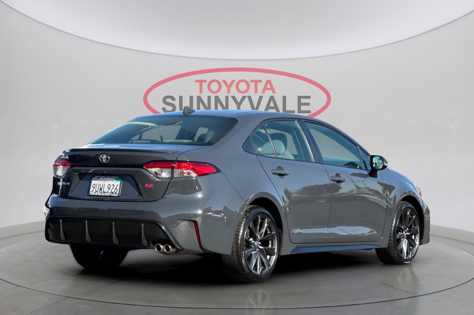 Certified 2025 Toyota Corolla SE FWD image 3
