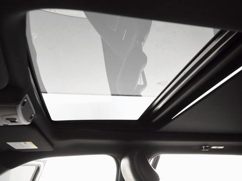 Used 2016 Ford F150 Platinum w/ Equipment Group 701A Luxury image 35