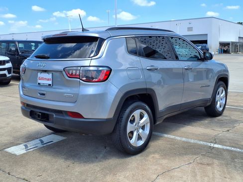 Used 2021 Jeep Compass Latitude w/ Convenience Group AWD/4WD image 27