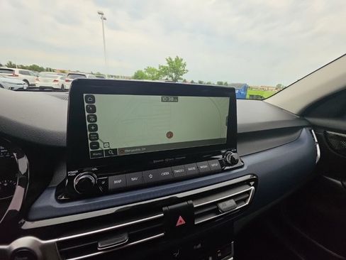 Used 2023 Kia Seltos S w/ Navigation Package FWD image 20
