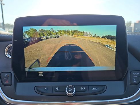 Used 2024 Chevrolet Blazer LT w/ Convenience Package FWD image 27