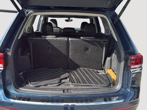 Used 2022 Volkswagen Atlas SE w/ Panoramic Sunroof Package AWD/4WD image 14