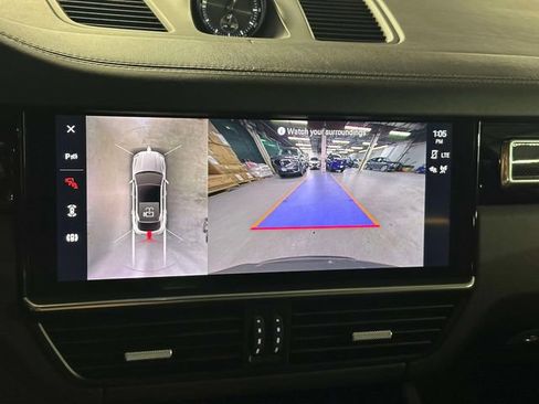 Used 2022 Porsche Cayenne GTS AWD/4WD image 32