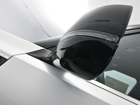 New 2025 Nissan Armada SL w/ Captain's Chari Seat Package image 15