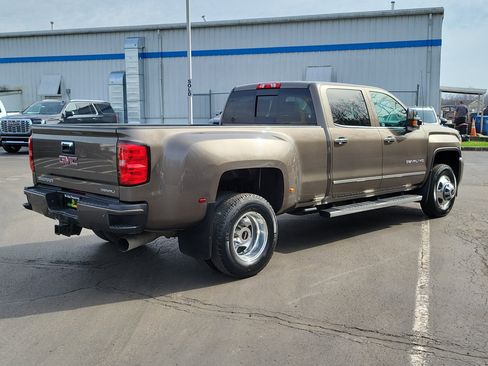 Used 2015 GMC Sierra 3500 Denali w/ Duramax Plus Package image 4