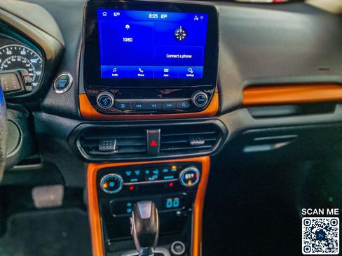 Used 2021 Ford EcoSport SE w/ SE Appearance Package image 24