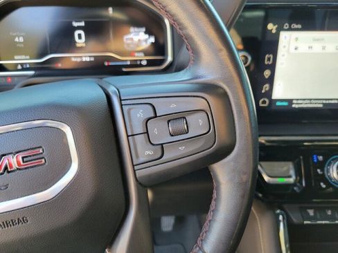 Used 2024 GMC Sierra 2500 AT4X image 18