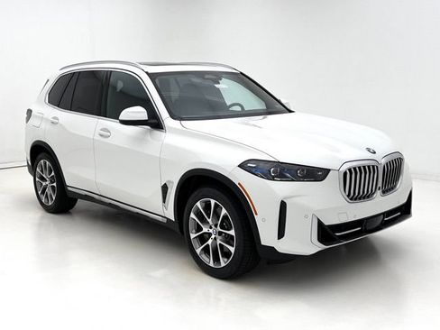 Used 2026 BMW X5 xDrive40i AWD/4WD image 4