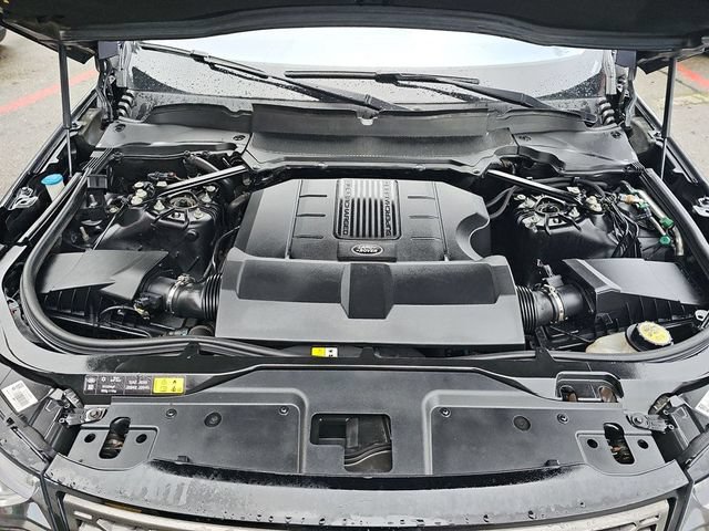 Used 2019 Land Rover Discovery SE AWD/4WD image 22