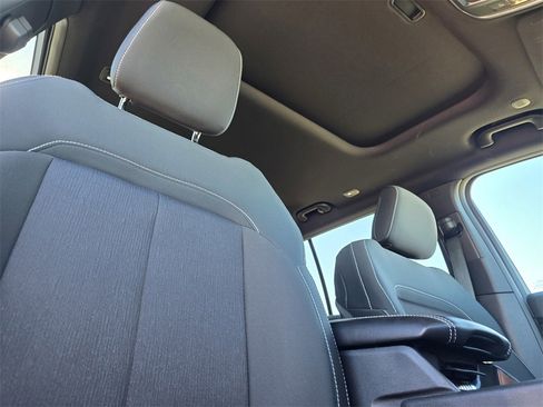 New 2025 Jeep Grand Cherokee L Laredo image 15