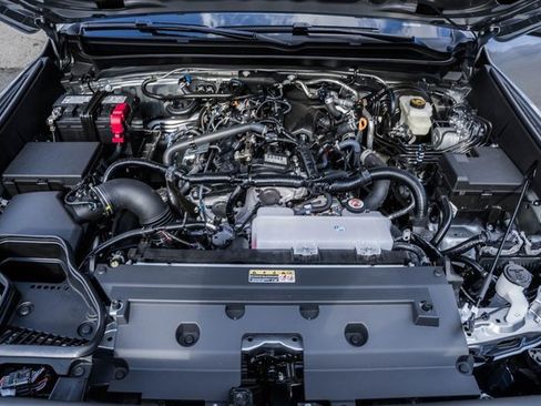 New 2025 Toyota Tacoma SR5 image 18