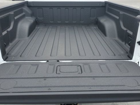 New 2025 Jeep Gladiator Rubicon image 9