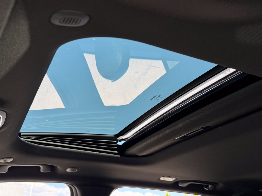 New 2026 Jeep Grand Cherokee Altitude RWD image 16