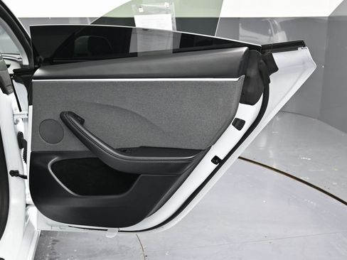 Used 2025 Tesla Model 3 Long Range image 24