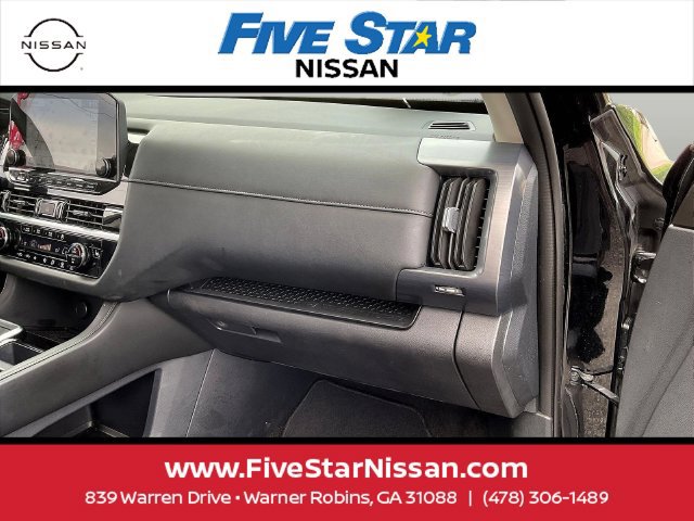 Used 2024 Nissan Pathfinder SL FWD image 28