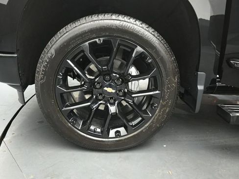 Used 2026 Chevrolet Silverado 1500 High Country w/ Midnight Edition AWD/4WD image 29