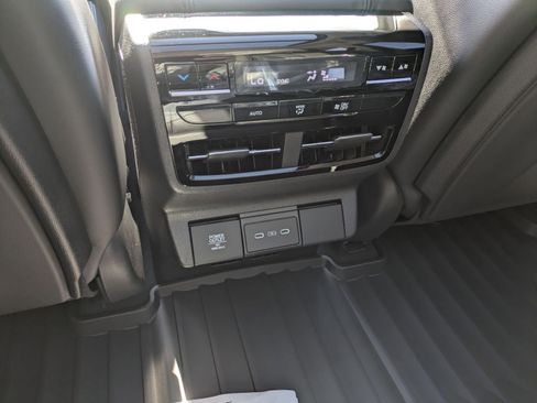 New 2026 Acura MDX SH-AWD image 23