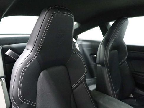 Certified 2025 Porsche 911 Carrera RWD image 21