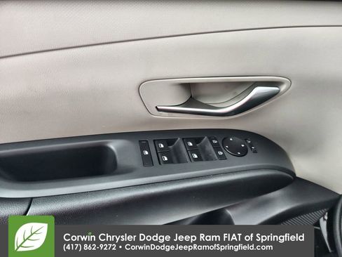 Used 2025 Hyundai Tucson SEL FWD image 21