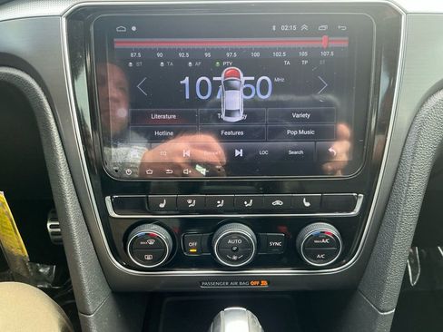 Used 2017 Volkswagen Passat 1.8T R-Line image 24