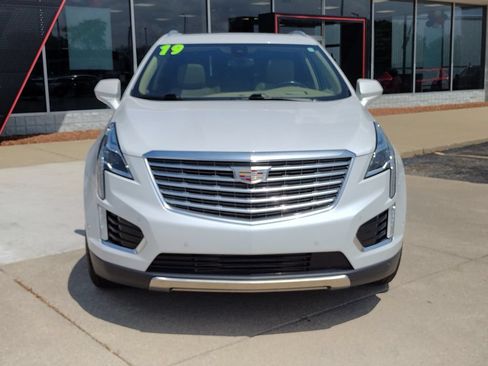 Used 2019 Cadillac XT5 Platinum AWD/4WD image 14