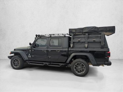 Used 2020 Jeep Gladiator Overland image 5