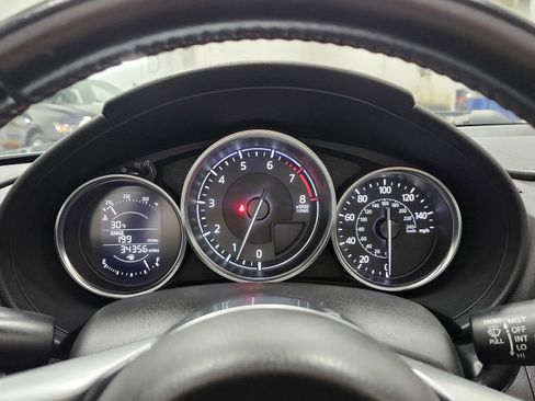 Used 2016 MAZDA MX-5 Miata Sport image 28