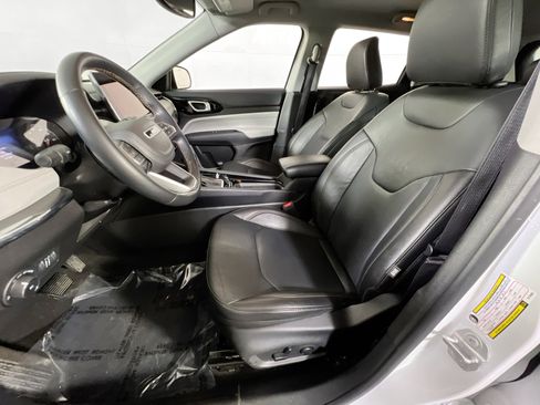 Used 2022 Jeep Compass Limited AWD/4WD image 20