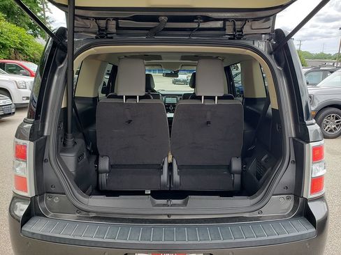 Used 2018 Ford Flex Limited w/ Equipment Group 303A AWD/4WD image 8