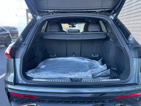 New 2025 Audi SQ5 Premium Plus image 37