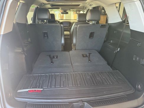 Used 2023 GMC Acadia AT4 w/ Technology Package image 10