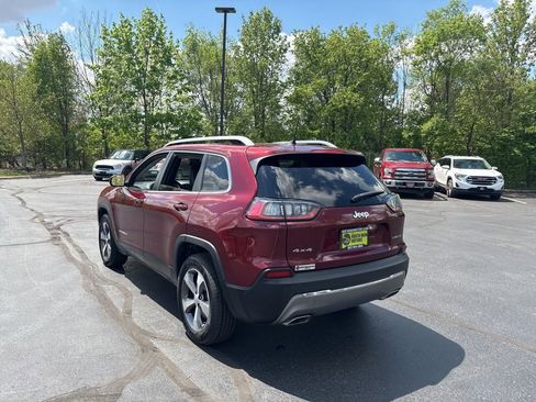 Used 2021 Jeep Cherokee Limited w/ Mopar Interior Package AWD/4WD image 5
