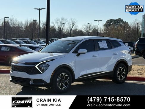 Certified 2023 Kia Sportage LX image 3