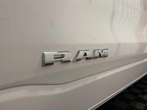 Used 2021 RAM 1500 Big Horn AWD/4WD image 12